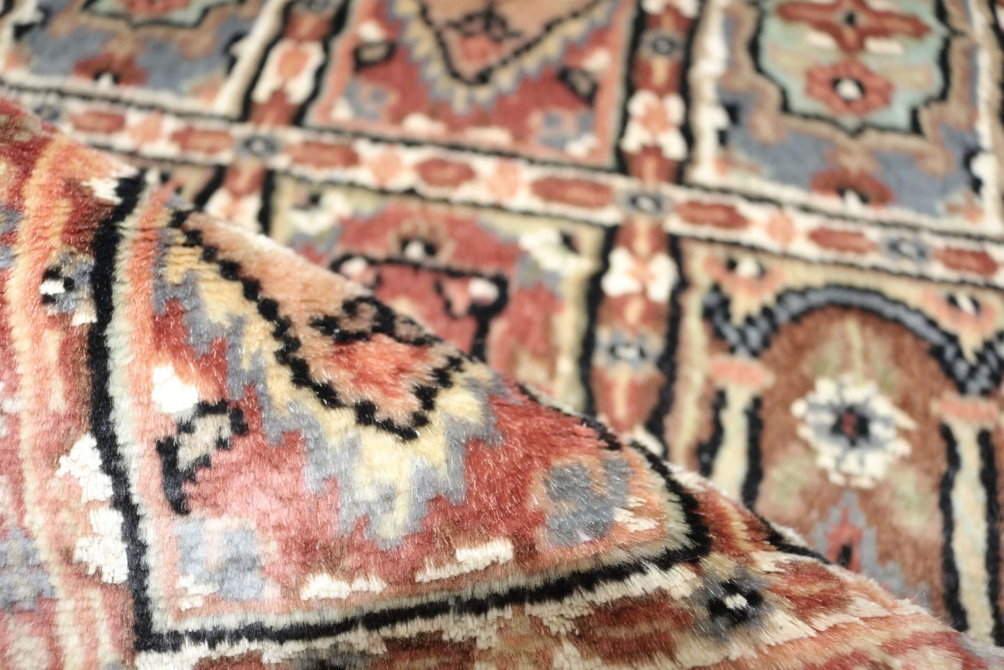 Bakhtiar-matto 58 X 97 cm