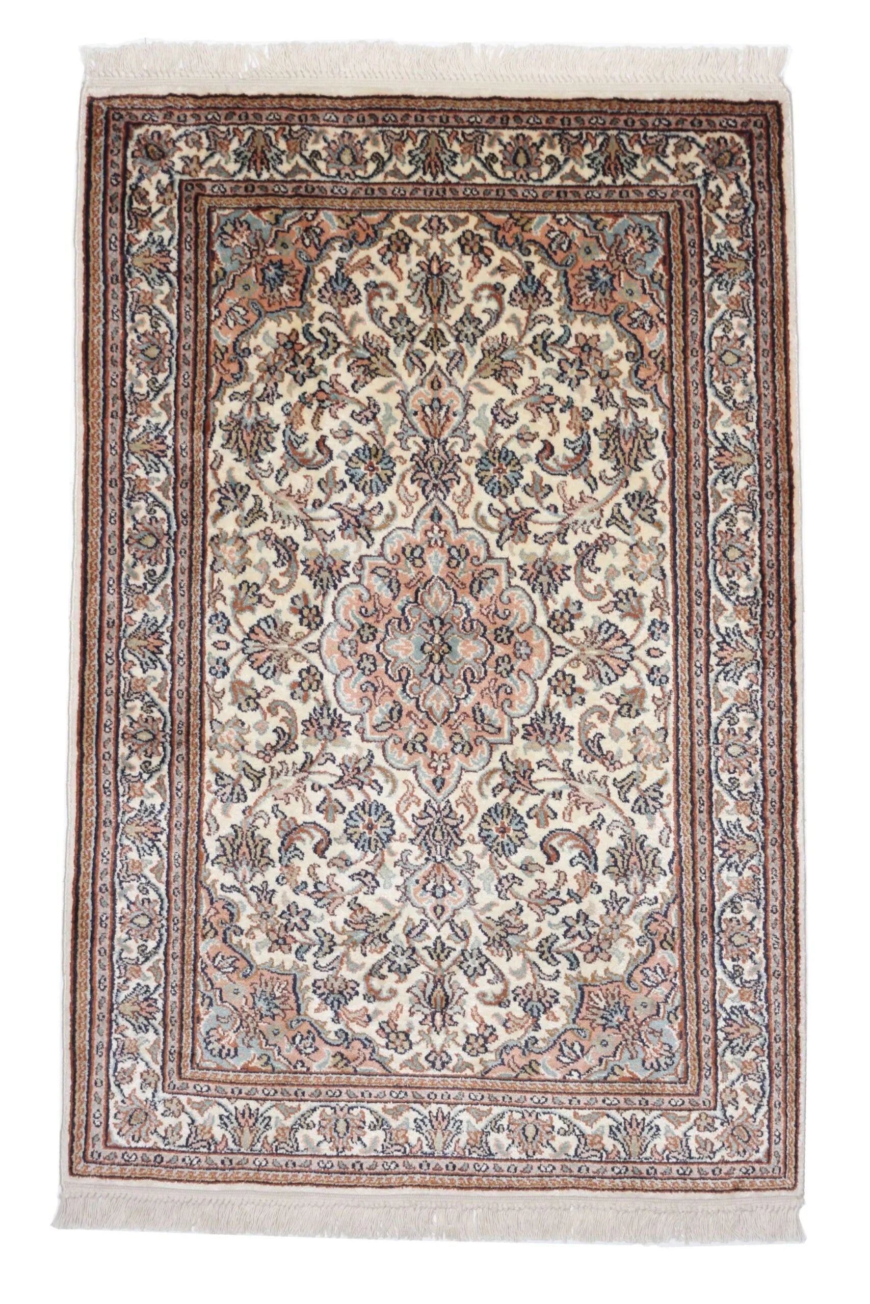 Kashmir silkki-matto 65 X 97 cm Aitomatto