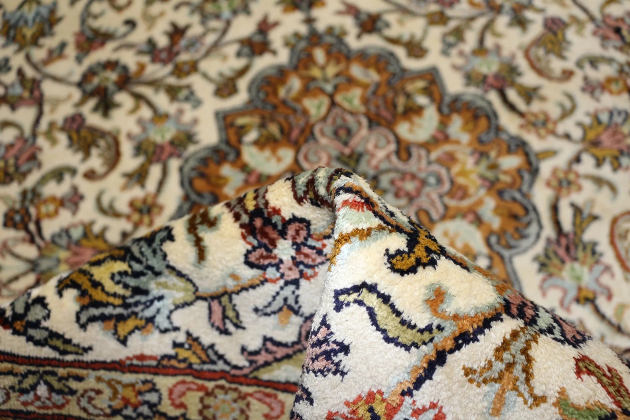 Kashmir silkki-matto 94 X 150 cm Aitomatto