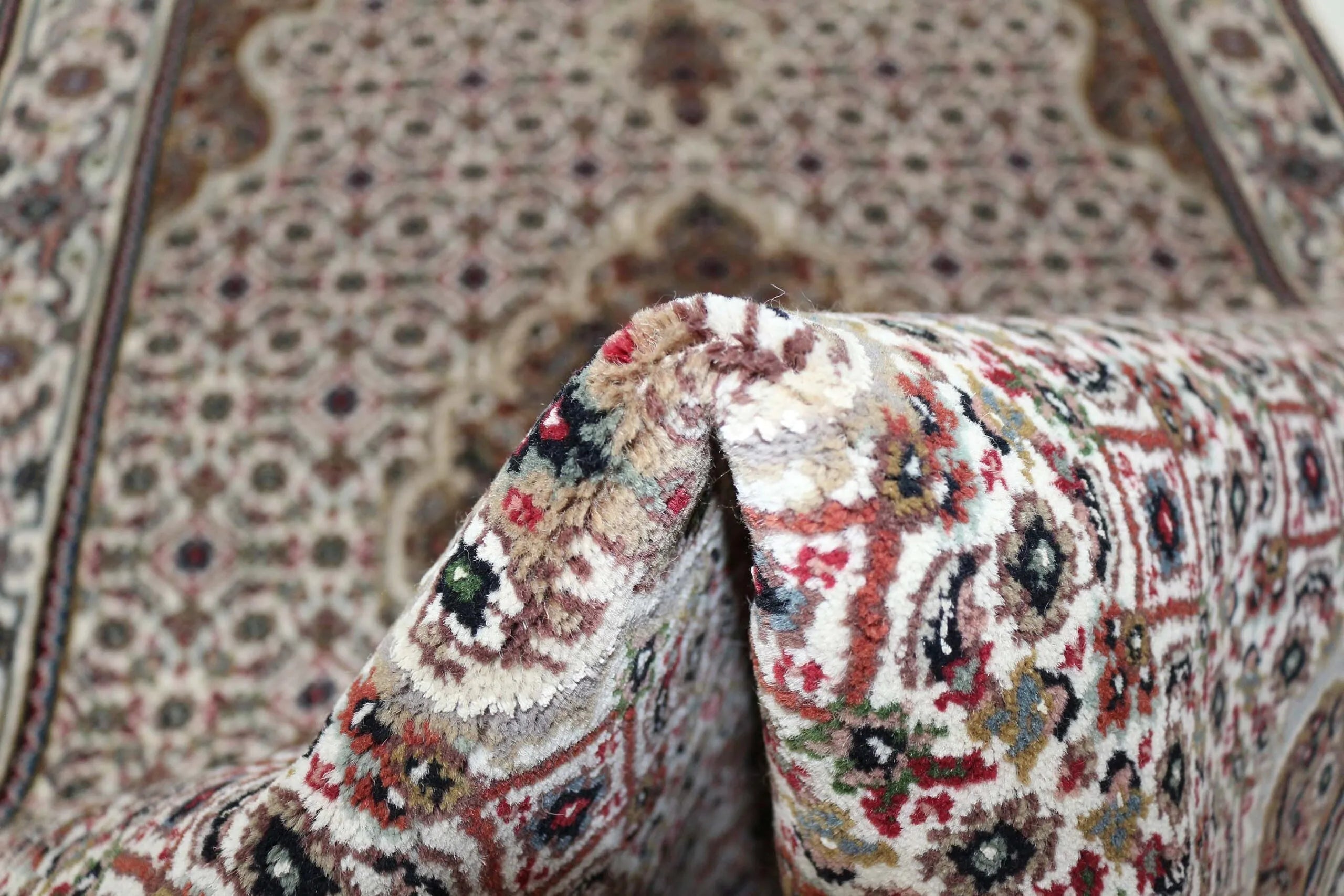 Tabriz Mahi-matto 81 X 130 cm Aitomatto