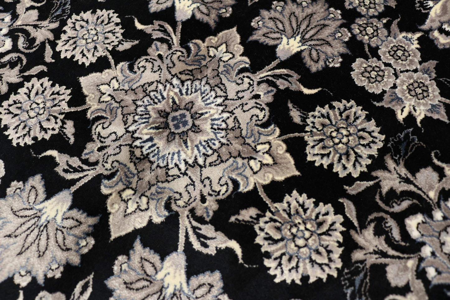 All over silkki-matto 200 X 300 cm