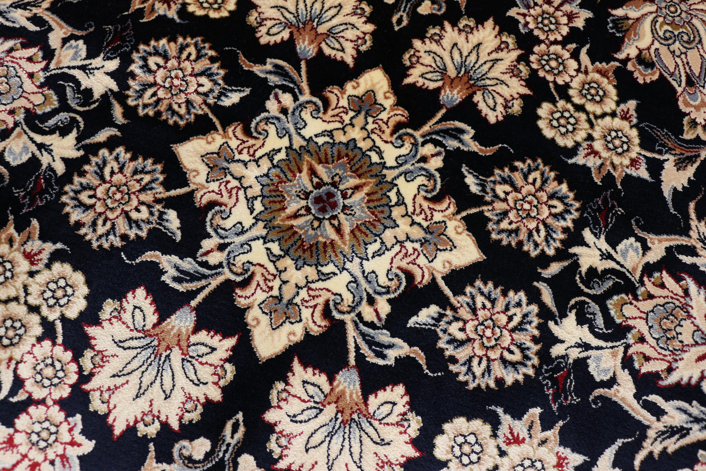 All over silkki-matto 200 X 300 cm